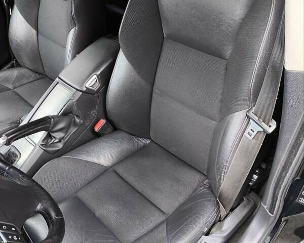 Черный Вольво В70, объемом двигателя 2.4 л и пробегом 289 тыс. км за 7500 $, фото 10 на Automoto.ua