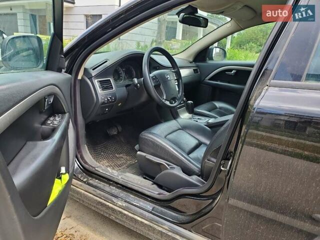 Черный Вольво В70, объемом двигателя 0 л и пробегом 300 тыс. км за 7500 $, фото 4 на Automoto.ua