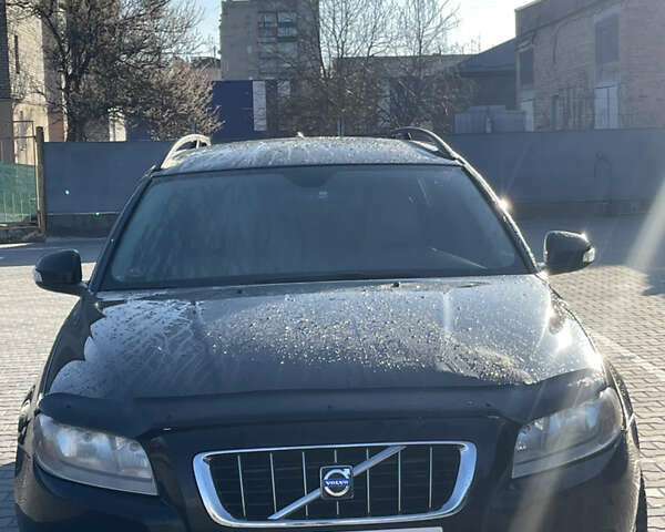Черный Вольво В70, объемом двигателя 2.4 л и пробегом 410 тыс. км за 5999 $, фото 2 на Automoto.ua