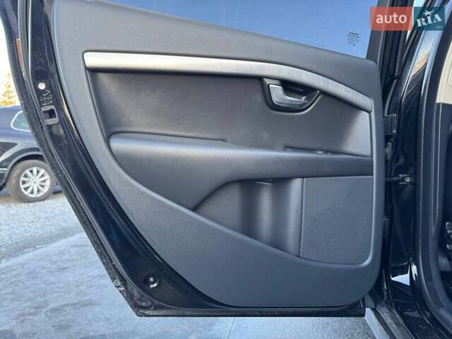 Черный Вольво В70, объемом двигателя 2 л и пробегом 281 тыс. км за 8000 $, фото 41 на Automoto.ua