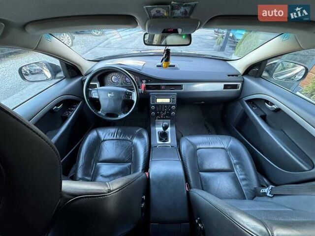 Черный Вольво В70, объемом двигателя 2 л и пробегом 281 тыс. км за 8000 $, фото 49 на Automoto.ua