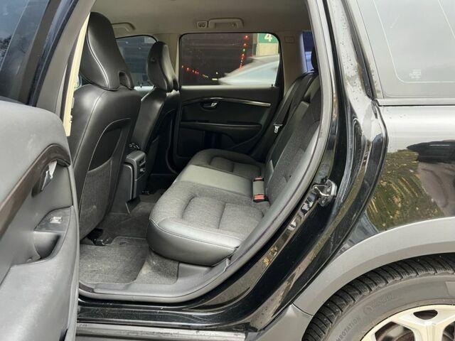 Вольво В70 2008 в Киеве на Automoto.ua Черный Вольво В70, объемом двигателя 2.4 л и пробегом 317 тыс. км за 10999 $, фото 13 на Automoto.ua