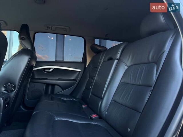 Черный Вольво В70, объемом двигателя 2 л и пробегом 281 тыс. км за 8000 $, фото 43 на Automoto.ua