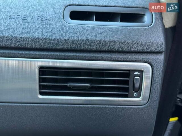 Черный Вольво В70, объемом двигателя 2 л и пробегом 281 тыс. км за 8000 $, фото 62 на Automoto.ua