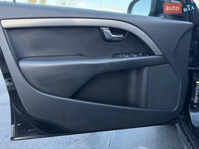 Черный Вольво В70, объемом двигателя 2 л и пробегом 281 тыс. км за 8000 $, фото 23 на Automoto.ua