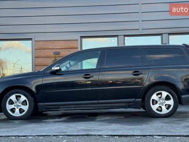 Черный Вольво В70, объемом двигателя 2 л и пробегом 281 тыс. км за 8000 $, фото 5 на Automoto.ua