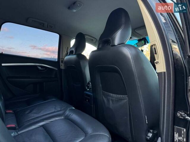 Черный Вольво В70, объемом двигателя 2 л и пробегом 281 тыс. км за 8000 $, фото 55 на Automoto.ua