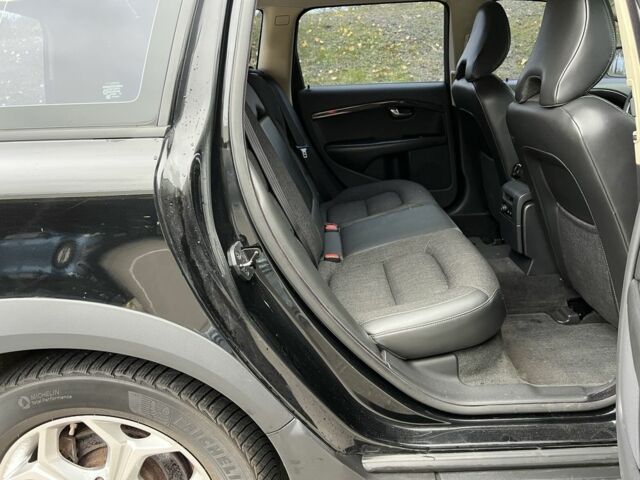 Вольво В70 2008 в Киеве на Automoto.ua Черный Вольво В70, объемом двигателя 2.4 л и пробегом 317 тыс. км за 10999 $, фото 18 на Automoto.ua