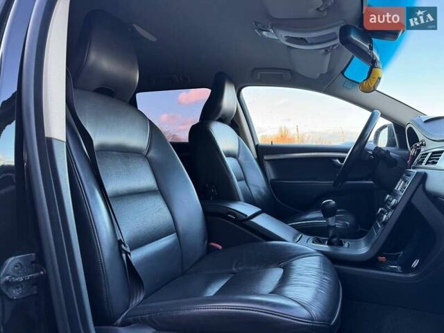 Черный Вольво В70, объемом двигателя 2 л и пробегом 281 тыс. км за 8000 $, фото 59 на Automoto.ua