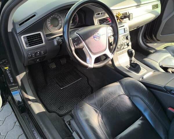 Чорний Вольво V70, об'ємом двигуна 1.56 л та пробігом 247 тис. км за 8500 $, фото 5 на Automoto.ua