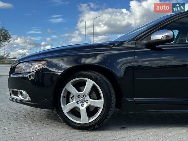 Вольво В70 2009 в Львове на Automoto.ua Черный Вольво В70, объемом двигателя 2 л и пробегом 257 тыс. км за 7999 $, фото 4 на Automoto.ua