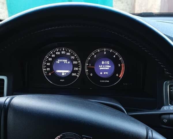 Черный Вольво В70, объемом двигателя 2 л и пробегом 258 тыс. км за 8500 $, фото 8 на Automoto.ua