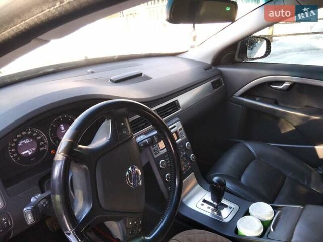 Черный Вольво В70, объемом двигателя 2.4 л и пробегом 257 тыс. км за 9100 $, фото 6 на Automoto.ua