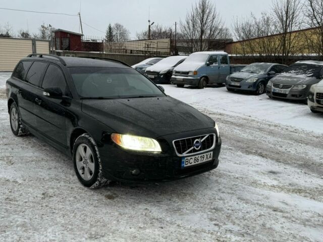 Чорний Вольво V70, об'ємом двигуна 0 л та пробігом 250 тис. км за 9300 $, фото 1 на Automoto.ua