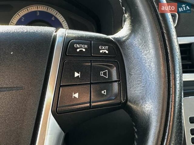 Вольво В70 2009 в Львове на Automoto.ua Черный Вольво В70, объемом двигателя 2 л и пробегом 257 тыс. км за 7999 $, фото 17 на Automoto.ua