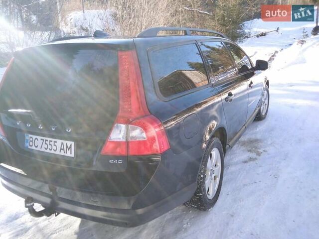 Черный Вольво В70, объемом двигателя 2.4 л и пробегом 265 тыс. км за 8300 $, фото 4 на Automoto.ua
