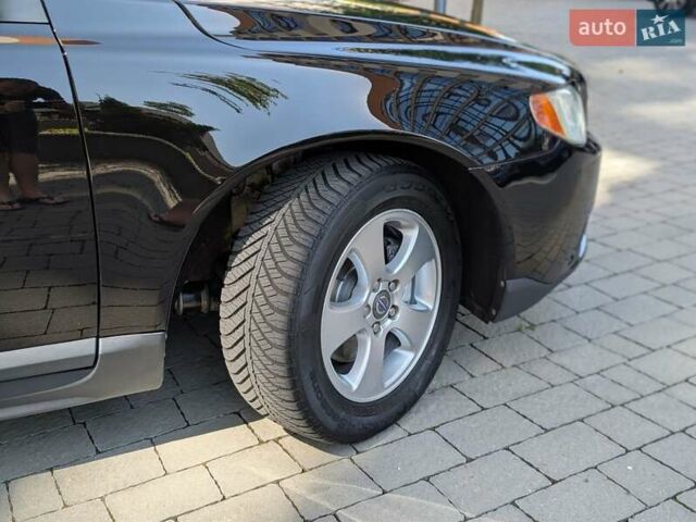 Черный Вольво В70, объемом двигателя 2 л и пробегом 339 тыс. км за 7599 $, фото 5 на Automoto.ua