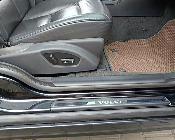 Черный Вольво В70, объемом двигателя 1.56 л и пробегом 235 тыс. км за 9300 $, фото 27 на Automoto.ua