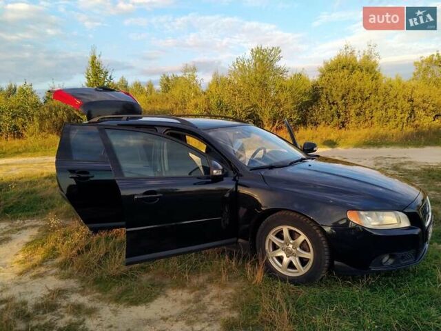 Черный Вольво В70, объемом двигателя 1.56 л и пробегом 241 тыс. км за 9000 $, фото 13 на Automoto.ua