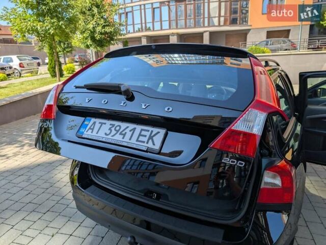 Черный Вольво В70, объемом двигателя 2 л и пробегом 339 тыс. км за 7599 $, фото 68 на Automoto.ua