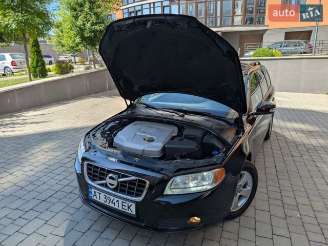 Черный Вольво В70, объемом двигателя 2 л и пробегом 338 тыс. км за 8100 $, фото 24 на Automoto.ua