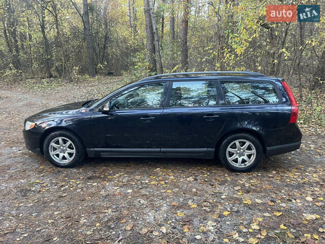 Черный Вольво В70, объемом двигателя 2.4 л и пробегом 180 тыс. км за 4700 $, фото 3 на Automoto.ua