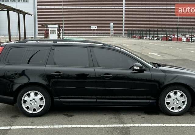 Черный Вольво В70, объемом двигателя 1.56 л и пробегом 297 тыс. км за 9500 $, фото 8 на Automoto.ua