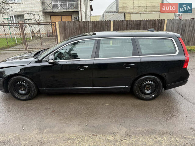 Черный Вольво В70, объемом двигателя 1.6 л и пробегом 270 тыс. км за 6200 $, фото 3 на Automoto.ua