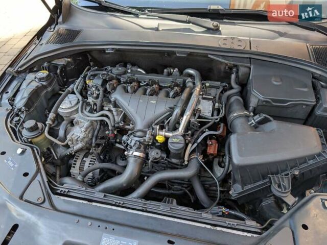 Черный Вольво В70, объемом двигателя 2 л и пробегом 339 тыс. км за 7599 $, фото 17 на Automoto.ua