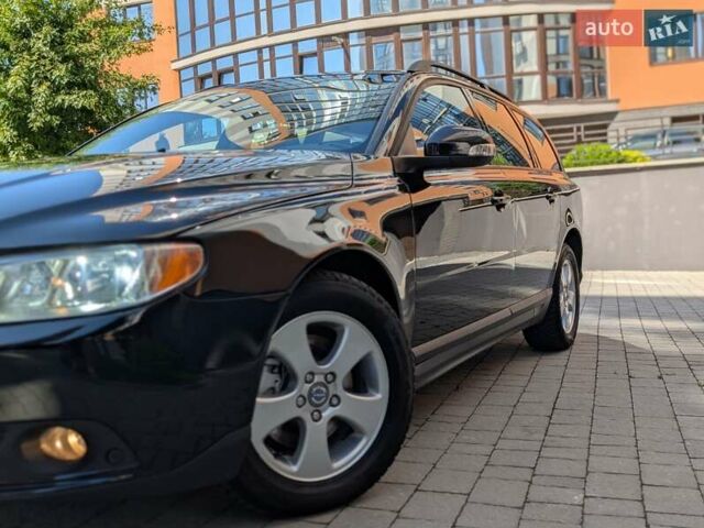 Черный Вольво В70, объемом двигателя 2 л и пробегом 339 тыс. км за 7599 $, фото 11 на Automoto.ua