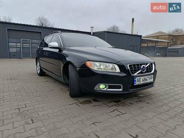 Черный Вольво В70, объемом двигателя 1.56 л и пробегом 235 тыс. км за 9300 $, фото 7 на Automoto.ua
