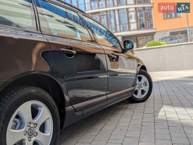 Черный Вольво В70, объемом двигателя 2 л и пробегом 338 тыс. км за 8100 $, фото 50 на Automoto.ua