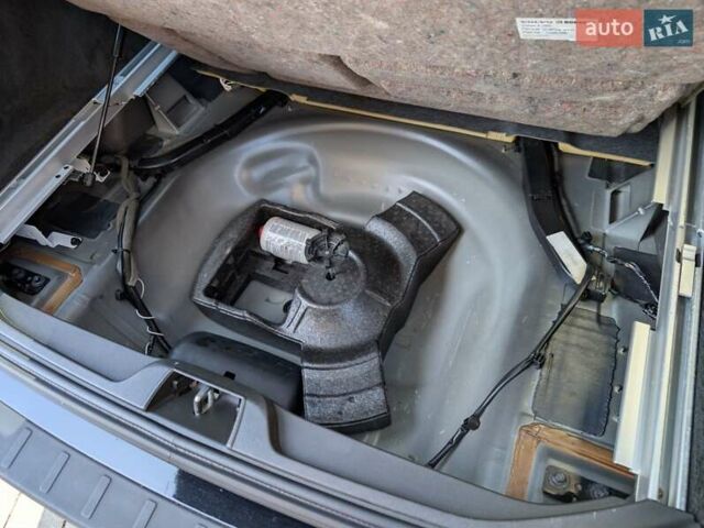Черный Вольво В70, объемом двигателя 2 л и пробегом 338 тыс. км за 8100 $, фото 84 на Automoto.ua