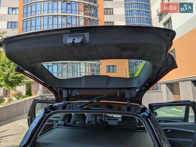 Черный Вольво В70, объемом двигателя 2 л и пробегом 339 тыс. км за 7599 $, фото 69 на Automoto.ua