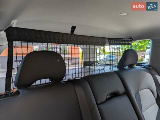 Черный Вольво В70, объемом двигателя 2 л и пробегом 339 тыс. км за 7599 $, фото 76 на Automoto.ua