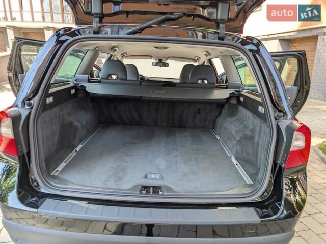 Черный Вольво В70, объемом двигателя 2 л и пробегом 339 тыс. км за 7599 $, фото 71 на Automoto.ua