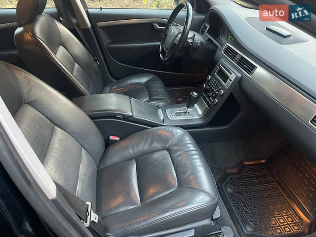 Черный Вольво В70, объемом двигателя 2.4 л и пробегом 180 тыс. км за 4700 $, фото 9 на Automoto.ua