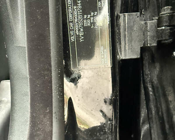 Черный Вольво В70, объемом двигателя 1.6 л и пробегом 270 тыс. км за 6200 $, фото 16 на Automoto.ua