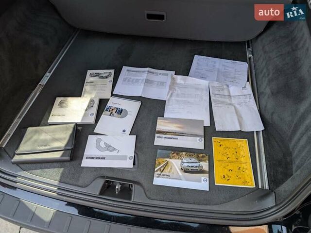 Черный Вольво В70, объемом двигателя 2 л и пробегом 339 тыс. км за 7599 $, фото 78 на Automoto.ua