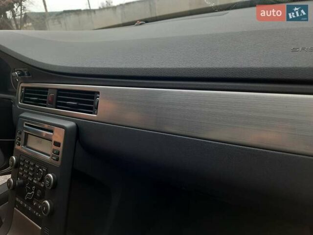 Чорний Вольво V70, об'ємом двигуна 1.56 л та пробігом 270 тис. км за 7320 $, фото 40 на Automoto.ua