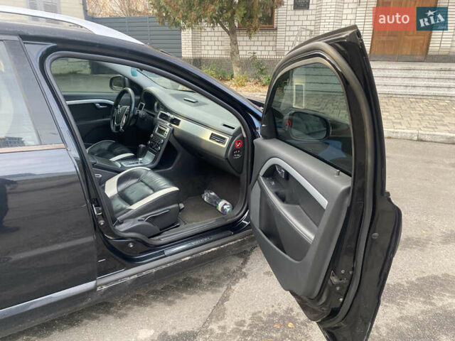 Черный Вольво В70, объемом двигателя 2 л и пробегом 323 тыс. км за 8500 $, фото 10 на Automoto.ua