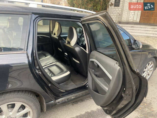 Черный Вольво В70, объемом двигателя 2 л и пробегом 323 тыс. км за 8500 $, фото 11 на Automoto.ua