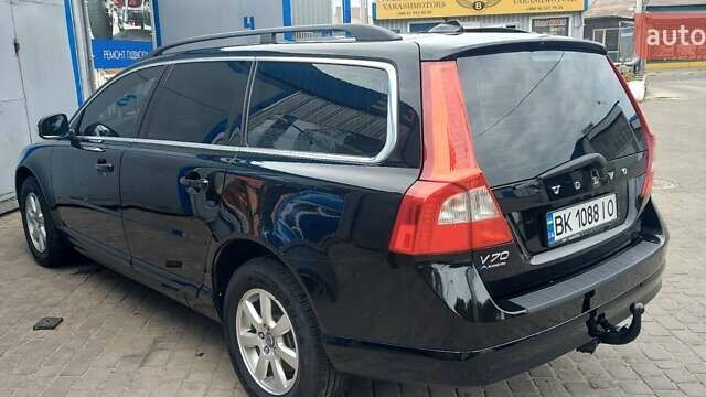 Черный Вольво В70, объемом двигателя 1.98 л и пробегом 280 тыс. км за 9950 $, фото 9 на Automoto.ua