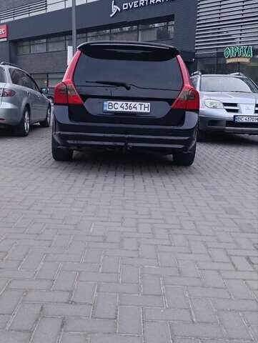 Чорний Вольво V70, об'ємом двигуна 1.6 л та пробігом 286 тис. км за 8500 $, фото 9 на Automoto.ua