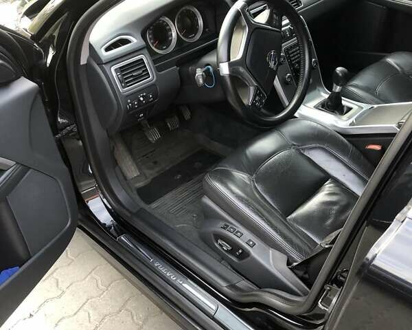 Чорний Вольво V70, об'ємом двигуна 1.6 л та пробігом 286 тис. км за 8500 $, фото 6 на Automoto.ua