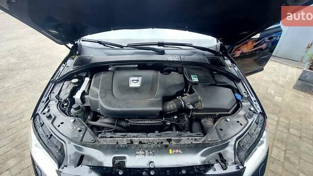 Черный Вольво В70, объемом двигателя 1.98 л и пробегом 280 тыс. км за 9950 $, фото 21 на Automoto.ua