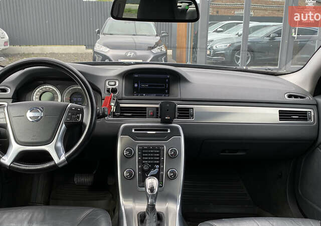 Чорний Вольво V70, об'ємом двигуна 1.6 л та пробігом 235 тис. км за 9300 $, фото 25 на Automoto.ua