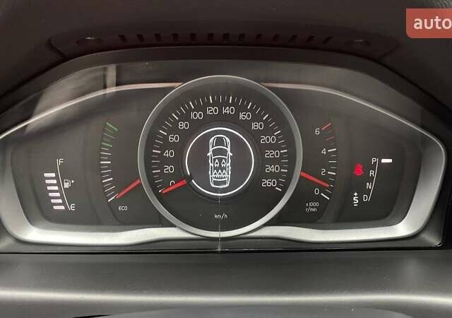 Черный Вольво В70, объемом двигателя 1.56 л и пробегом 310 тыс. км за 9100 $, фото 18 на Automoto.ua