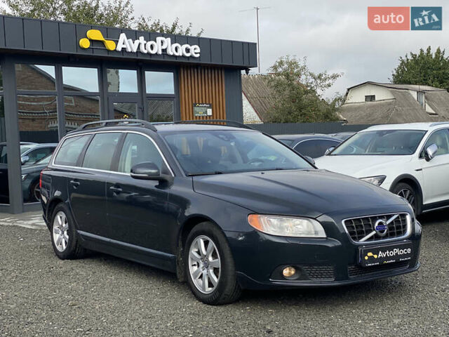 Чорний Вольво V70, об'ємом двигуна 1.6 л та пробігом 235 тис. км за 9300 $, фото 4 на Automoto.ua