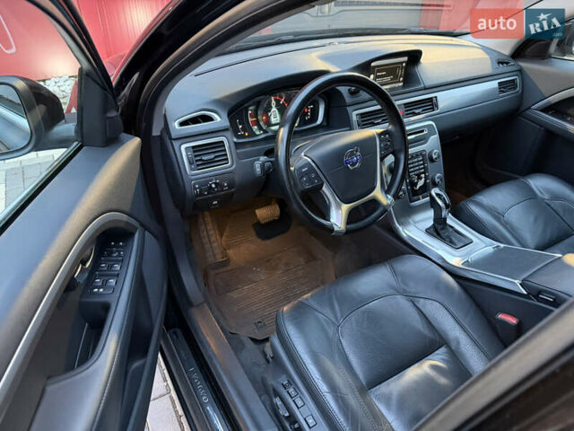 Чорний Вольво V70, об'ємом двигуна 2 л та пробігом 266 тис. км за 15500 $, фото 27 на Automoto.ua